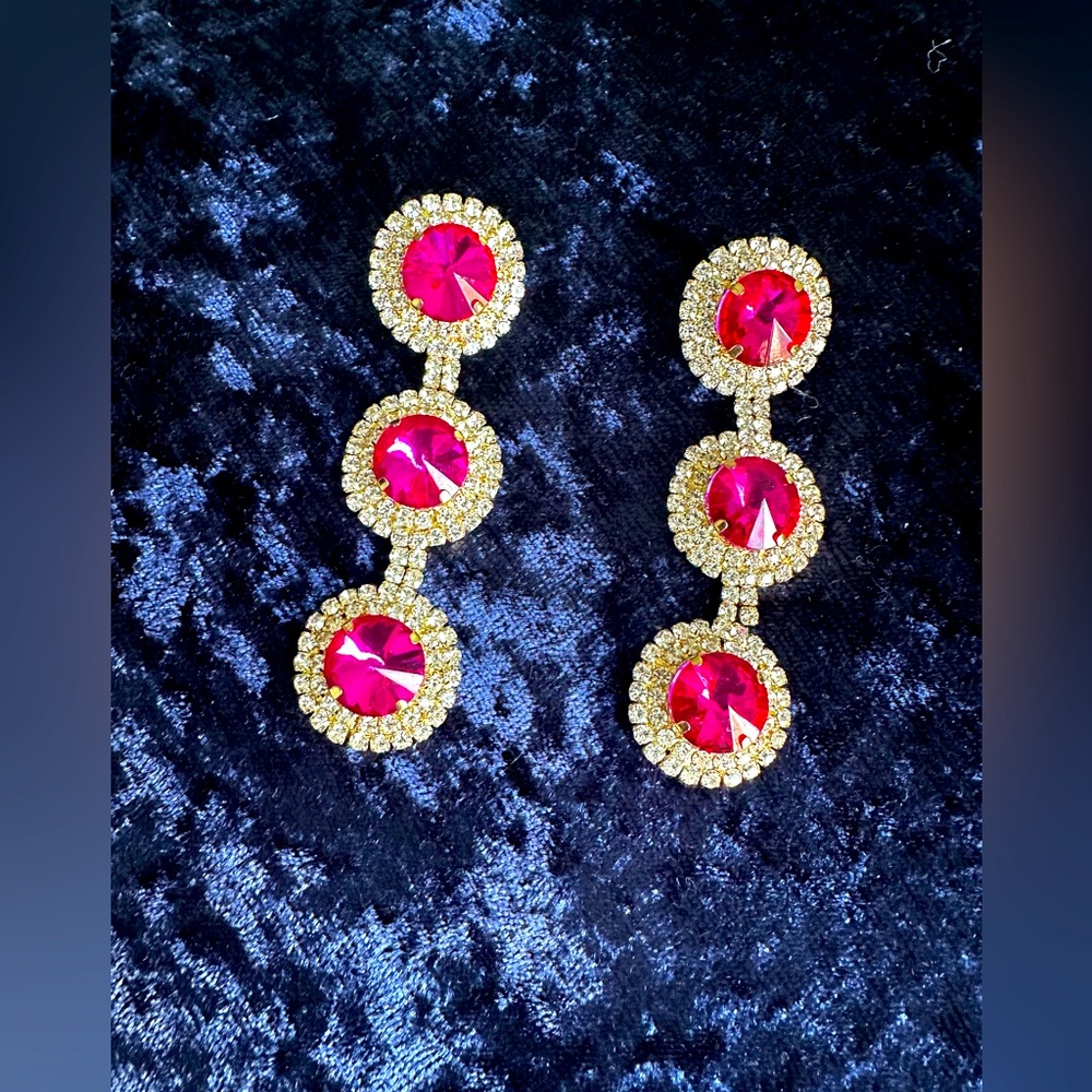 Jewel Costume Earrings!!